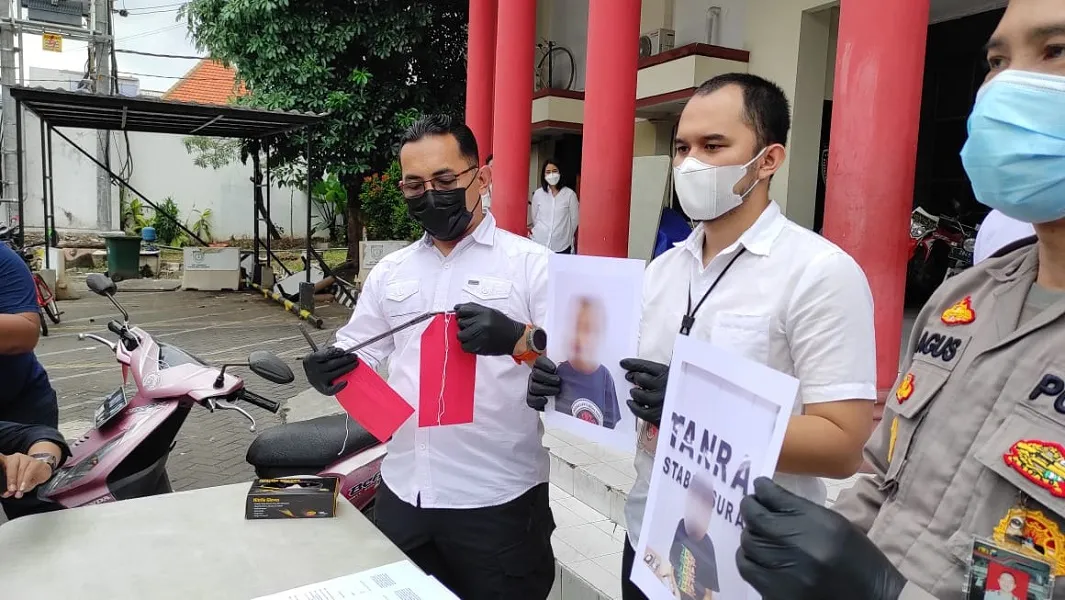 Pasangan Kekasih yang Masih ABG ini Sudah Curi Motor 7 Kali