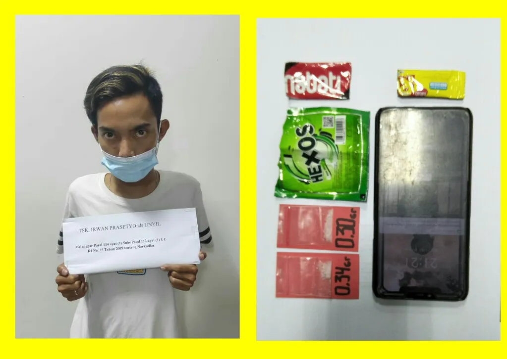 Tersangka Iwan Prasetyo beserta barang bukti yang diamankan Satreskoba Polres Gresik, Kamis (4/2/2021). (FOTO : TBK/BACASAJA.ID)