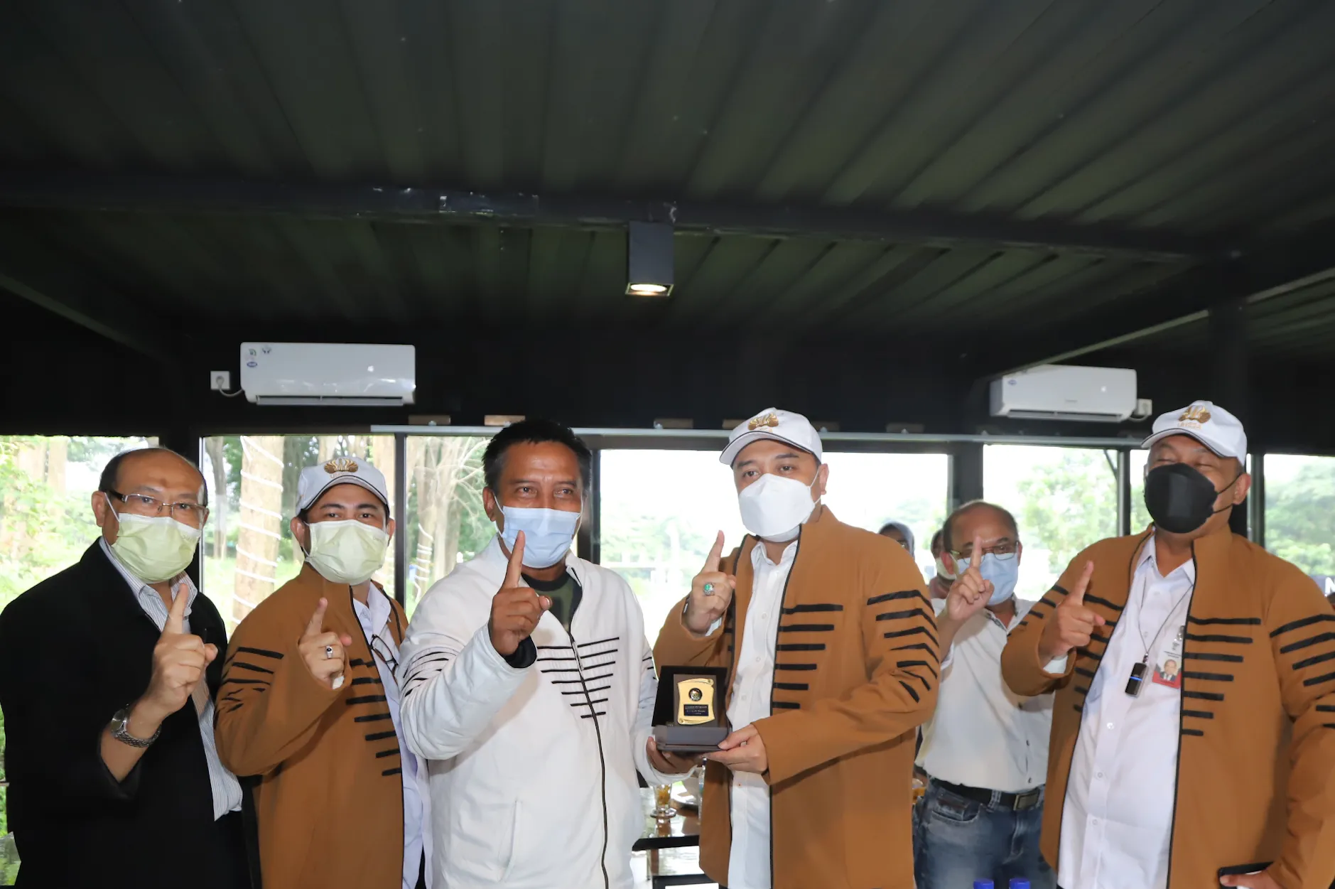 Dukung Eri Cahyadi, Unesa Siap Terjunkan Mahasiswa ke Kampung-kampung