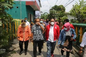 Camat dan Lurah di Surabaya Diminta Percepat Update Data Warga MBR