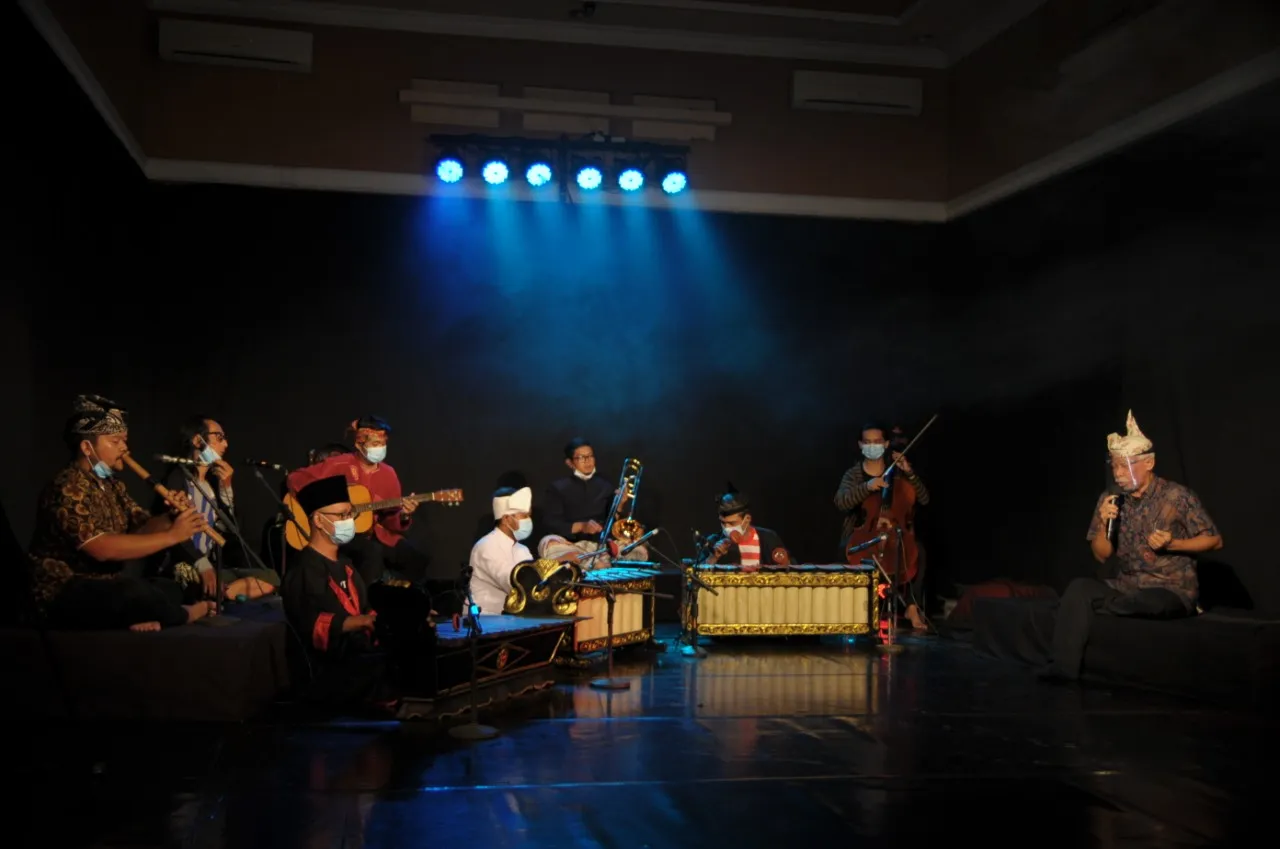 Seniman Jatim Gelar Pertunjukan Musik Virtual