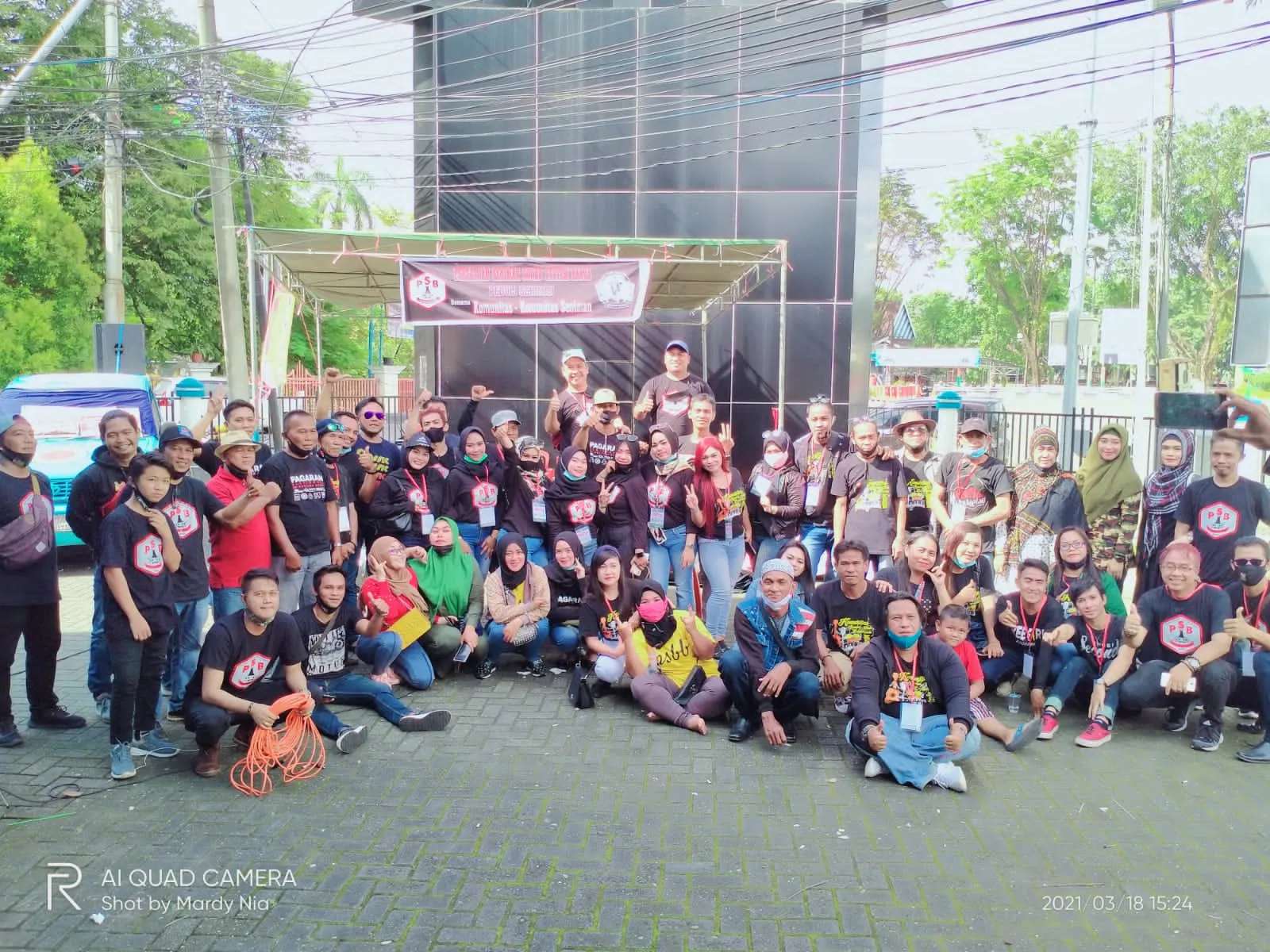 Demi Sesama, Kalangan Seniman di Banjarmasin Galang Dana Sambil Nyanyi