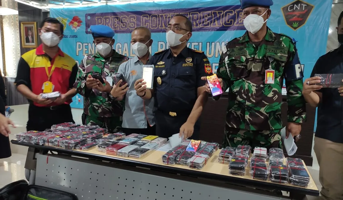 Bea Cukai Juanda Gagalkan 267 iPhone Ilegal dari Batam Seharga Rp1,5 M