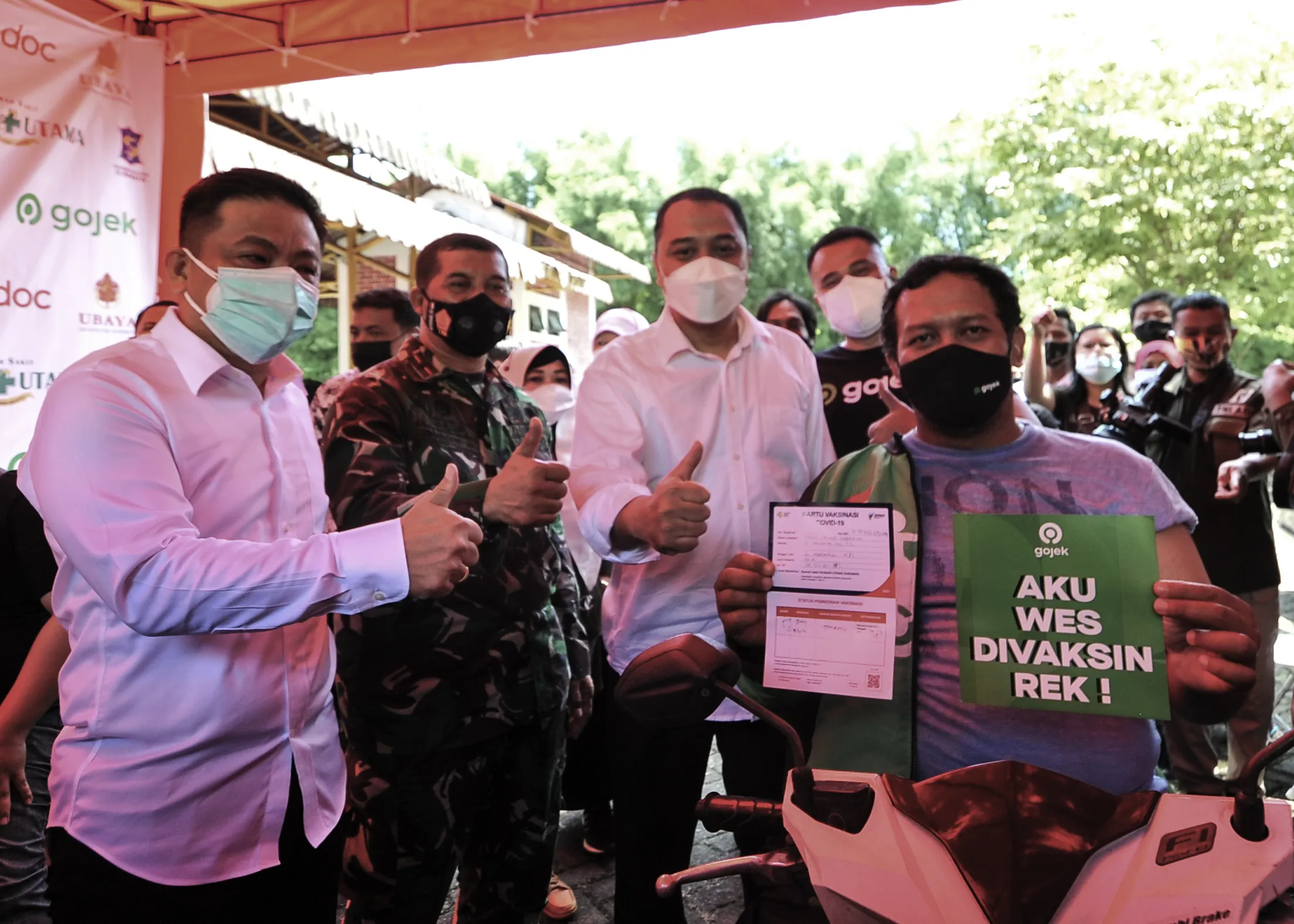 300 Ribu Warga Surabaya Sudah Divaksin, Eri Cahyadi: Hajar Habis