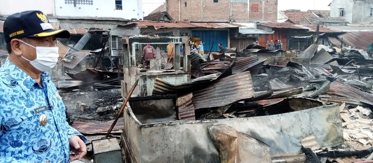 Bantuan Untuk Pedagang Pasar Campurdarat Tulungagung belum Jelas