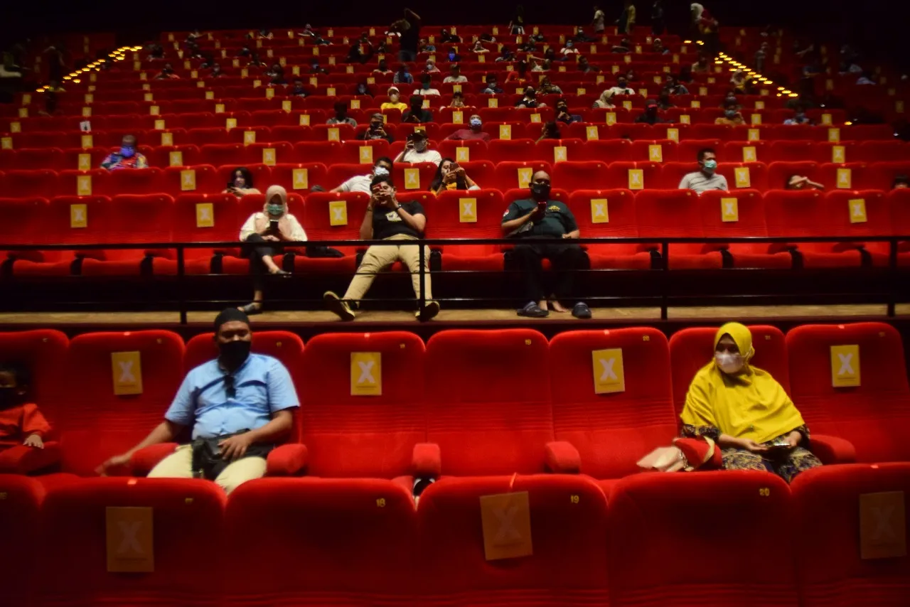 Hari Pertama Bioskop Buka, 400 Tiket Ludes di TP 5