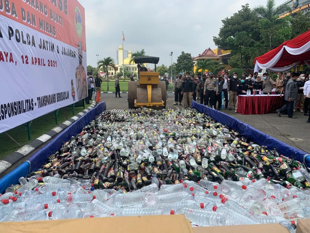 Ribuan Barang Bukti Narkoba dan Miras Dimusnahkan, Ini Pesan Kapolda