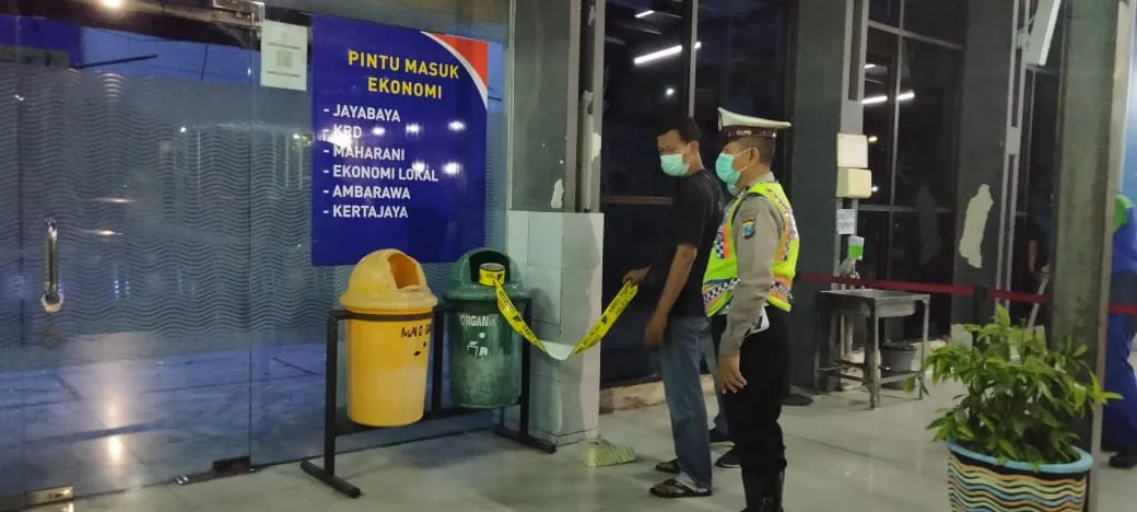 Polisi Terjunkan Tim Labfor Dalami Penyebab Ambruknya Atap Pasar Turi