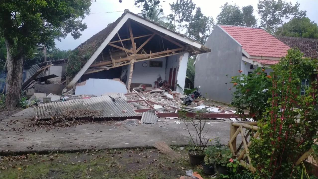 10 Fasilitas Pemerintah & 40 Rumah Warga Trenggalek Rusak Akibat Gempa