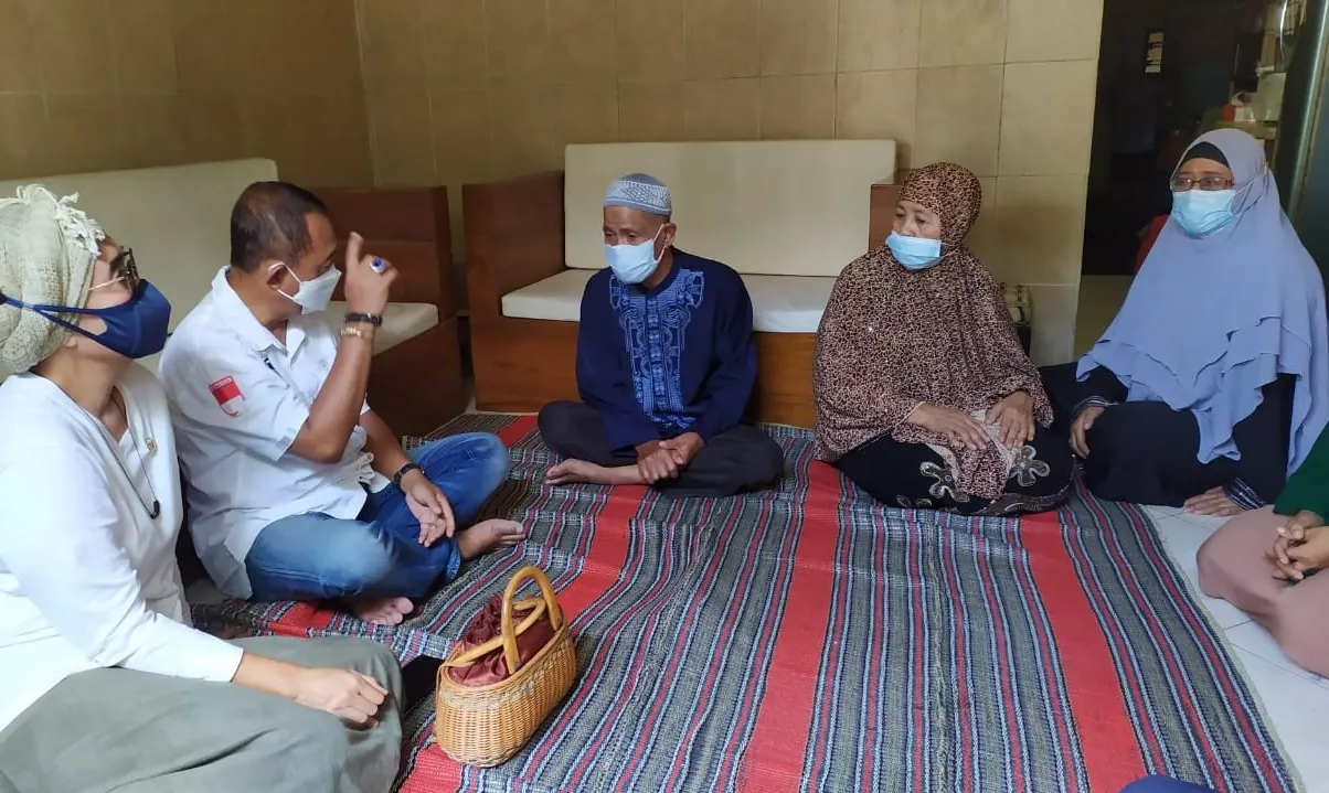 Sambangi Keluarga Kapal Selam KRI Nanggala 402, Cak Ji Beri Semangat