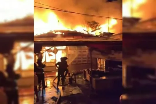 Si Jago Merah kembali Mengamuk saat Salat Tarawih di Banjarmasin