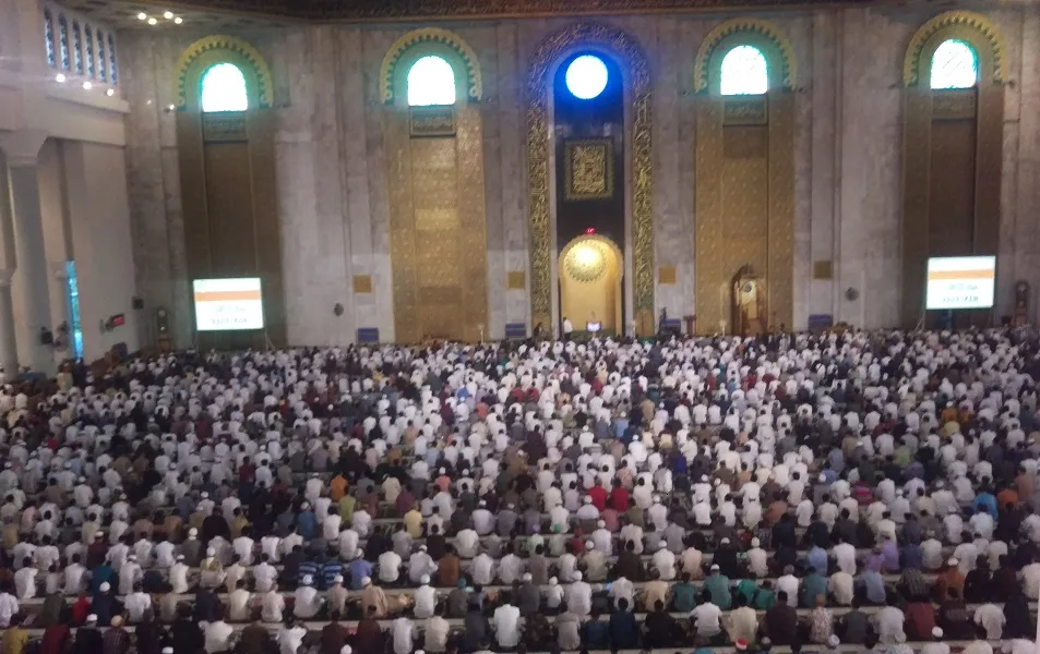 5 Hari Lagi Salat Tarawih, Begini Ketentuan Masjid Al-Akbar Surabaya