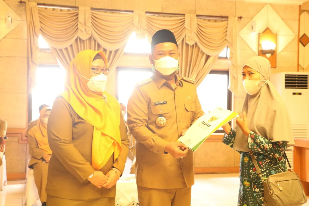 Ribuan Tenaga Pendidik Non PNS se-Gresik Digelontor Bantuan