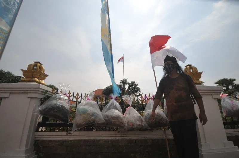 FOTO: Parsel Sampah untuk Dinas Kebudayaan dan Pariwisata