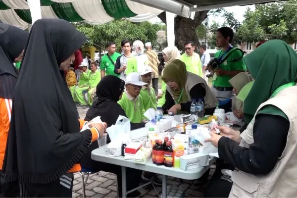 Peringati HLUN, Mensos Risma: Wujudkan Lansia yang Bahagia di Hari Tua