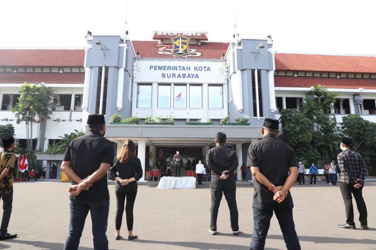 Pemkot Surabaya Tangani Covid-19 dengan Cara Gotong-royong, Begini Catatan Pakar Komunikasi dan Ketua DPRD Surabaya