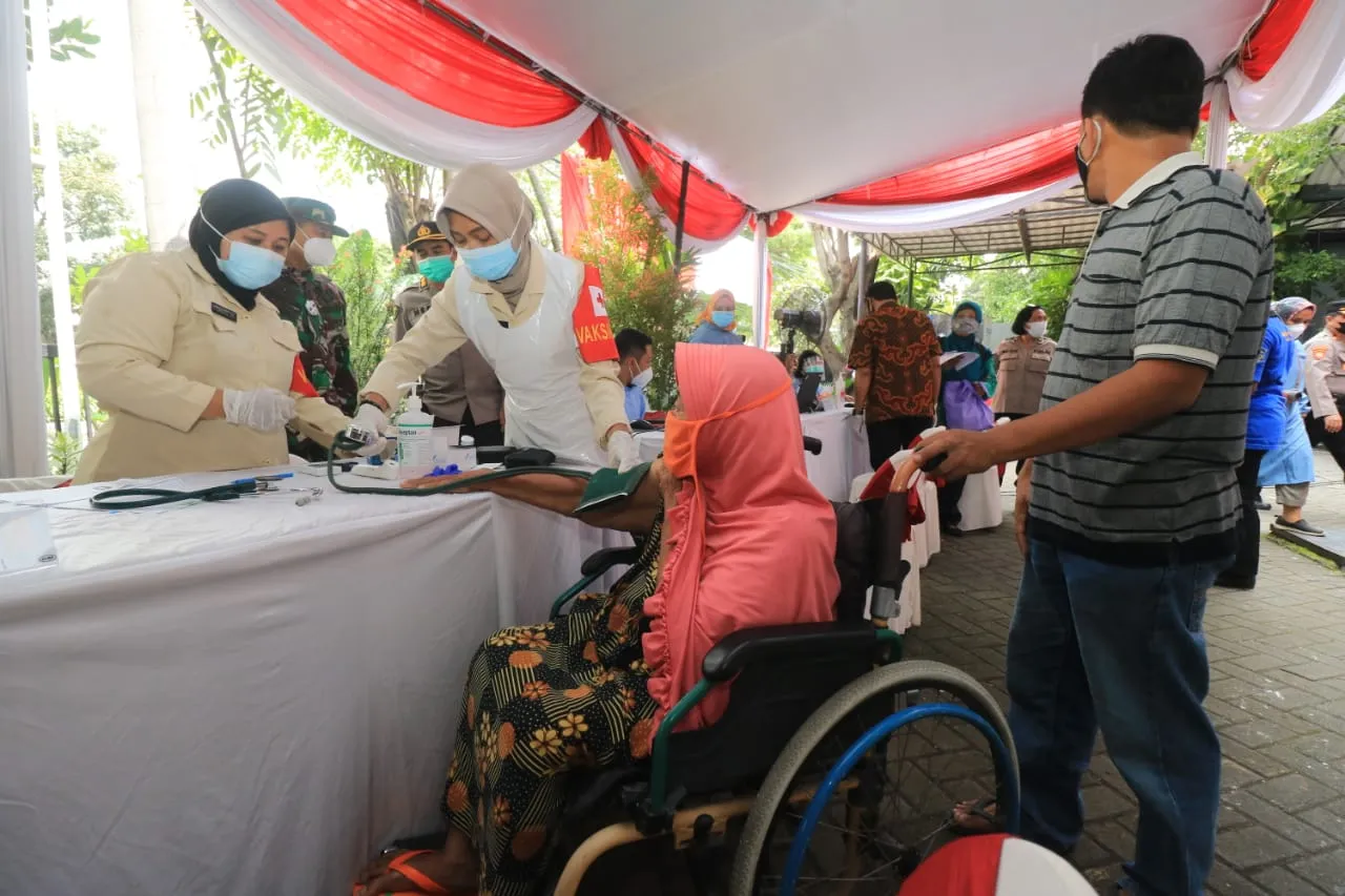 Begini Kisah Jungkir Balik Perjuangan para Nakes Tangani Covid-19 di Surabaya