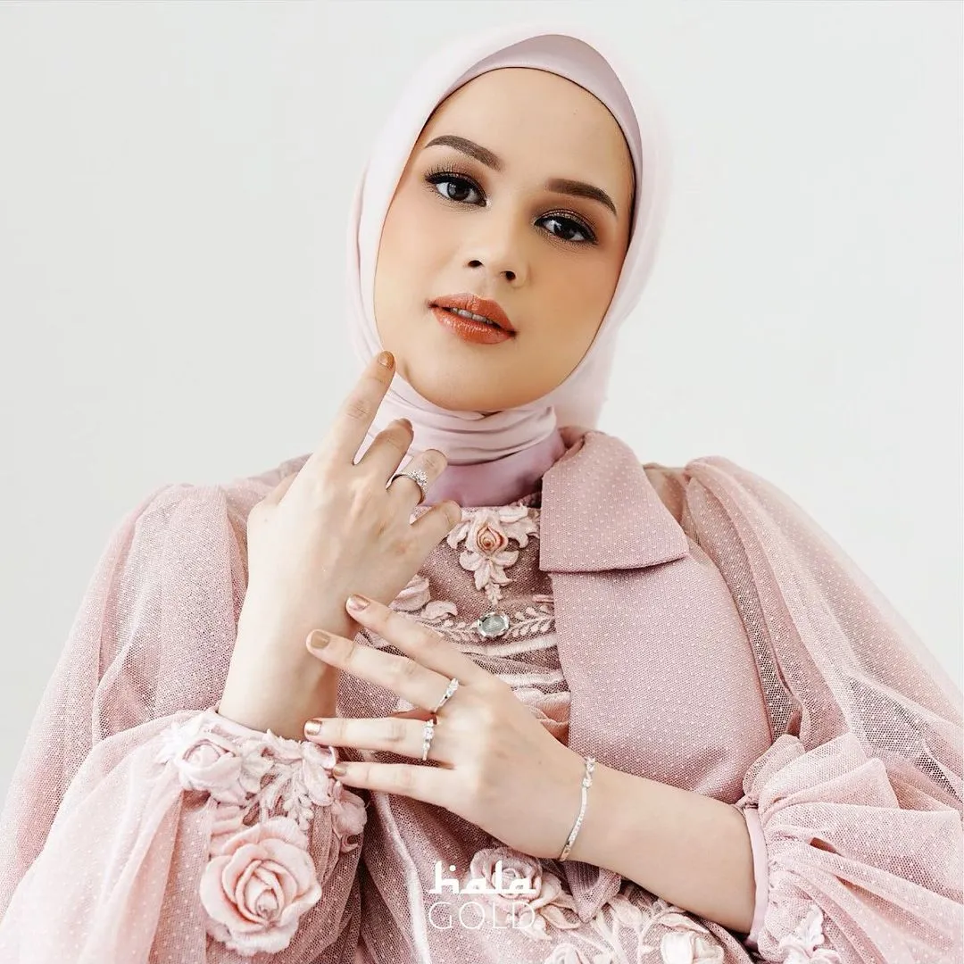 Ayahanda Cut Meyriska Meninggal Dunia, Roger Danuarta Wakili Keluarga Mohon Doa dari Masyarakat