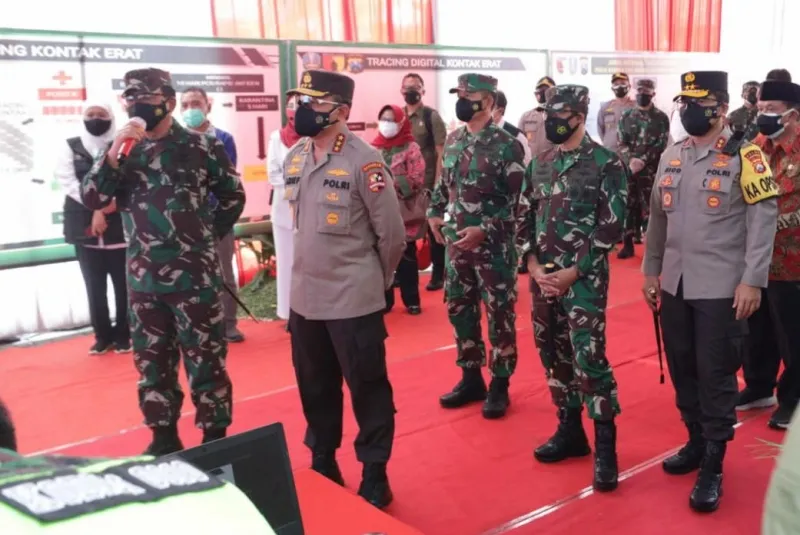 Cek Tiga Puskesmas di Jatim, Panglima TNI Puji Penanganan Covid-19: Oke, Bagus, sesuai Standar WHO