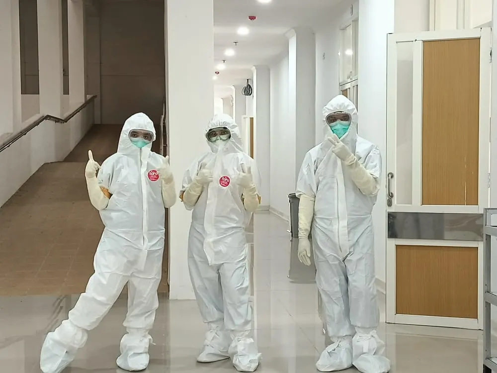 Setiap Hari Dengar Tangis Kehilangan, Begini Cerita 4 Srikandi UNAIR yang Bekerja di Ruang Isolasi Covid-19