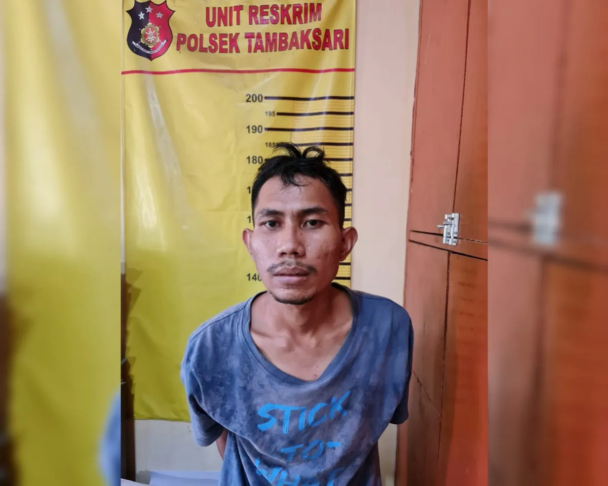 Pura-Pura Berkaca di Kaca Spion Mobil Orang, Pria Ini Rupanya Mengincar Sesuatu di Dalamnya, Begini yang Terjadi Selanjutnya