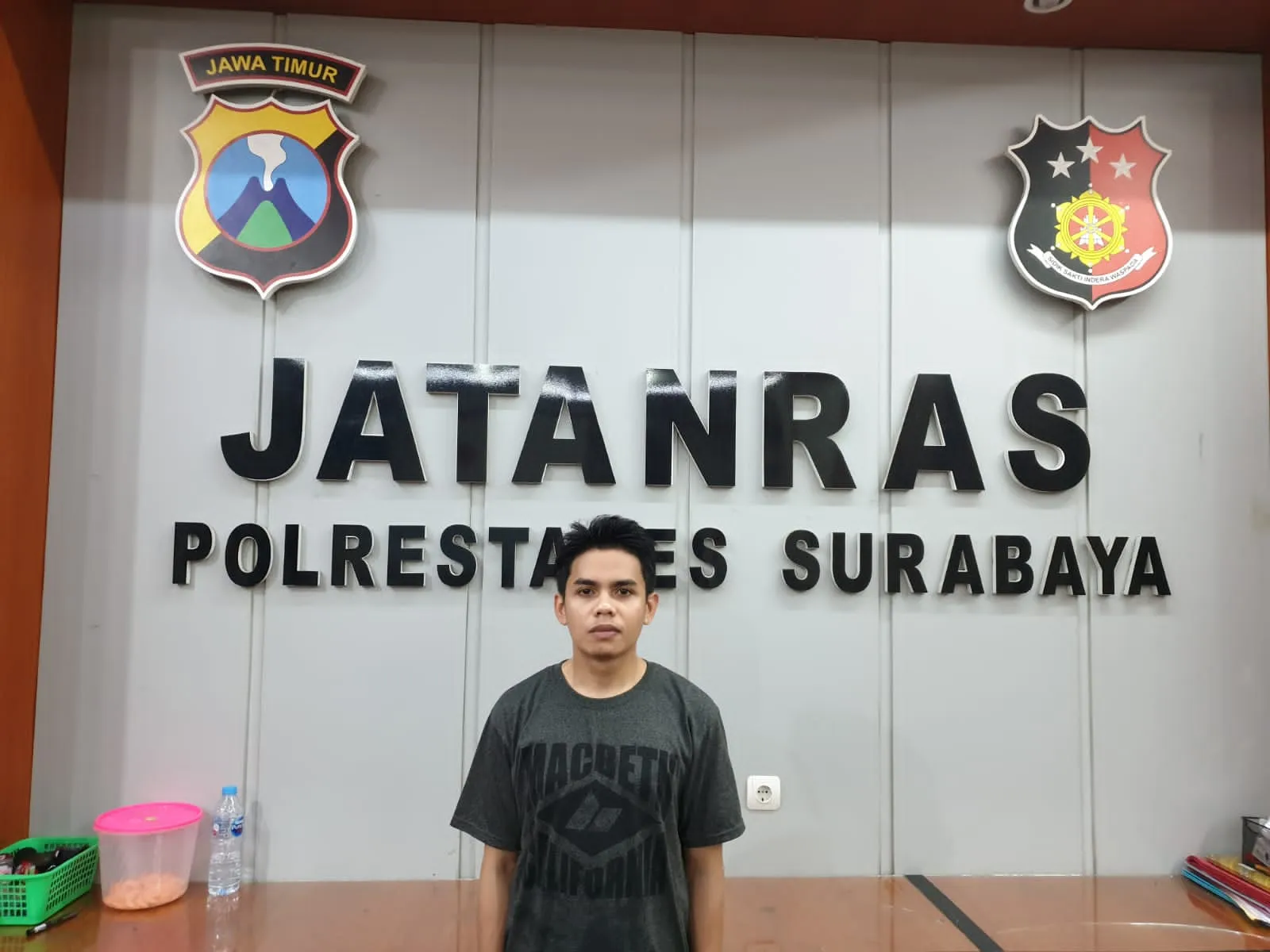 Janjikan Korban jadi Fotografer Prewed, Pria Ini Gondol Kamera dan Peralatan senilai Ratusan Juta