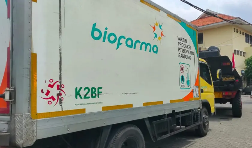 Kabar Gembira, Sebanyak 77.760 Vaksin Covid-19 Tiba di Surabaya