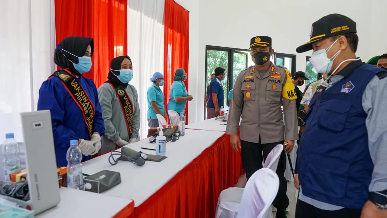 Polres Jombang Terus Lakukan Serbuan Vaksin Ke Setiap Kalangan