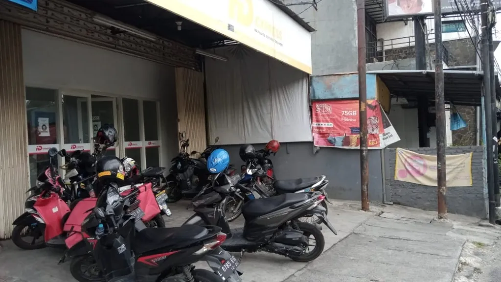 Gagal Curi Motor, Maling di Dukuh Kupang Surabaya Ini Bawa Kabur Helm