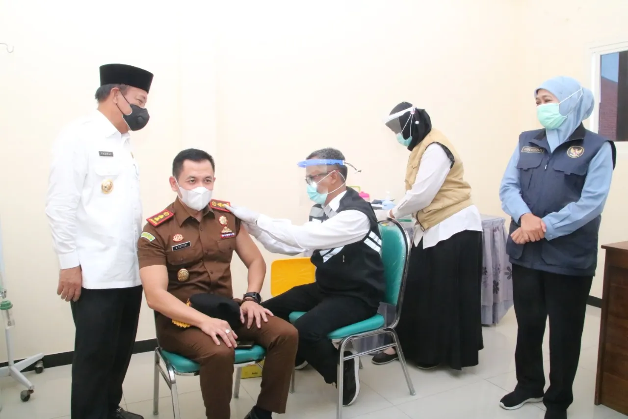 Gubernur Khofifah: Minggu ke-3 Februari Jatim Kembali Didrop Vaksin