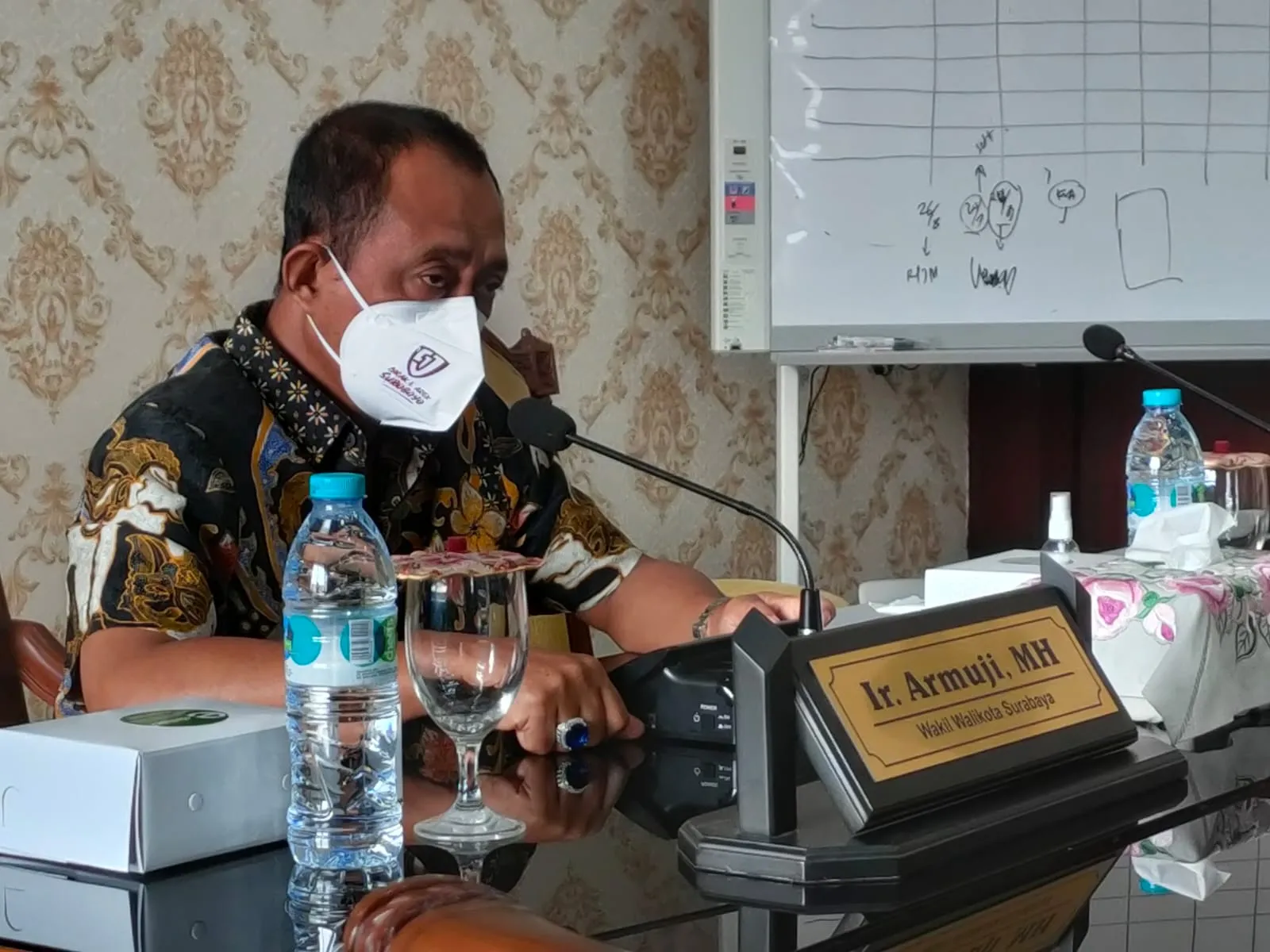Wakil Walikota Surabaya Armuji Pastikan Pemkot Surabaya segera Pasang WiFi di 8 Pasar Tradisional