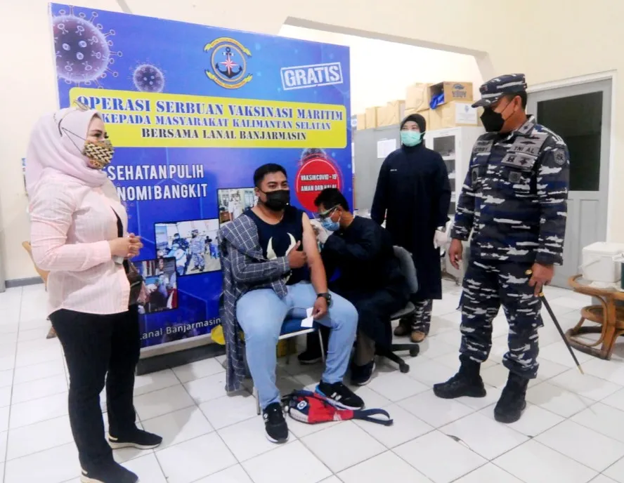 Meski telah Suntik Vaksin 14.457 Orang, Lanal Banjarmasin kembali Gelar Operasi Servak Maritim