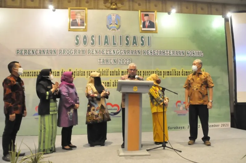 Dinsos Jatim Luncurkan Tagline 'Melayani, Menyelesaikan', Aplikasi Sip Joss dan Sapa Bansos Sekaligus