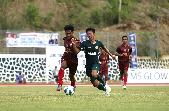 PON XX Papua: Tim Sepak Bola Jatim Menang Meyakinkan 3-0 atas Sulsel