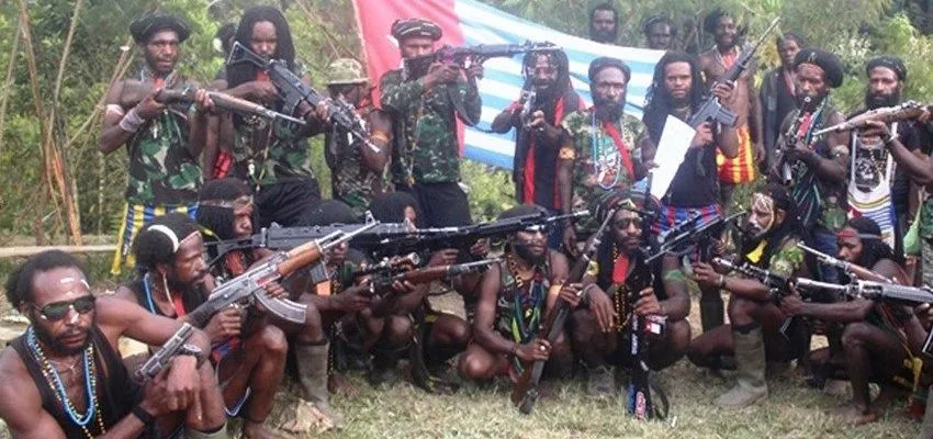 Usai Kunjungan Kapolri dan Panglima, KKB Serang Pos TNI di Maybrat Papua, 4 Prajurit Gugur, 2 Hilang