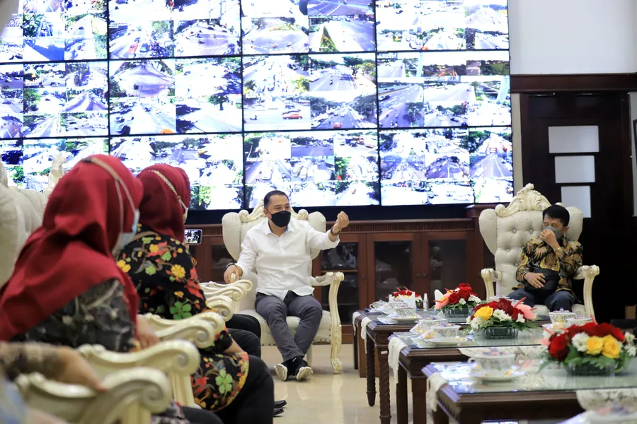 Wali Kota Surabaya Eri Cahyadi Minta Dewan Pendidikan Koreksi Kebijakan Edukasi Pemkot
