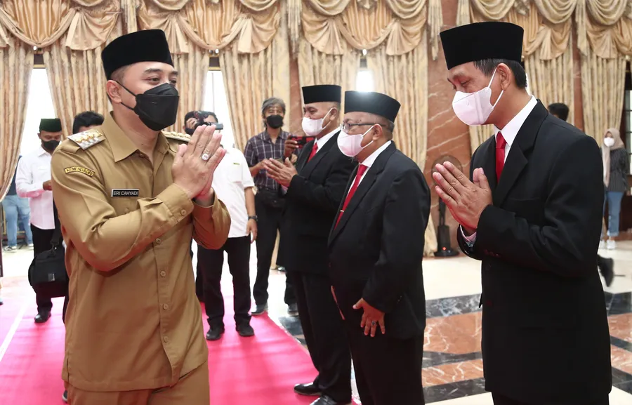 Mulai November semua ASN Surabaya Berzakat, Wali Kota Eri: Totalnya Rp1,5 Miliar per Bulan