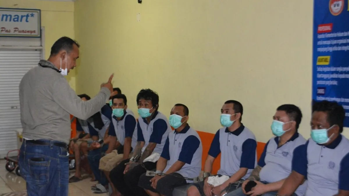 Kanwil Kemenkumham Jatim Pindahkan Puluhan Warga Binaan Risiko Tinggi ke Nusakambangan