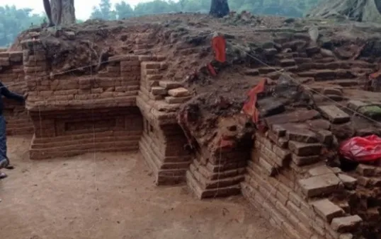 Sebuah Candi Ditemukan di Desa Menganto Mojowarno Jombang