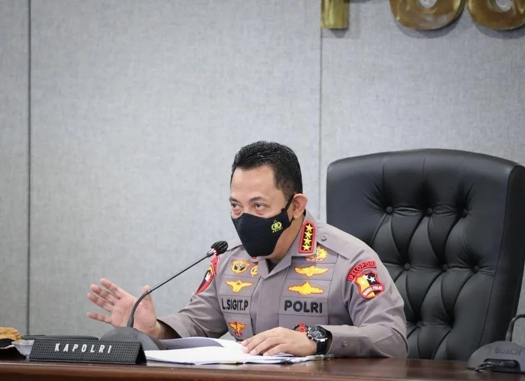 Polri Gelar Operasi Kemanusiaan Aman Nusa II Tanggulangi Dampak Gunung Semeru Meletus
