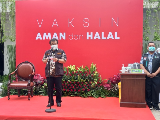 Ketua Rumpun Kuratif Satgas Penanganan COVID-19 Jatim, Dr. Joni Wahyuhadi.
