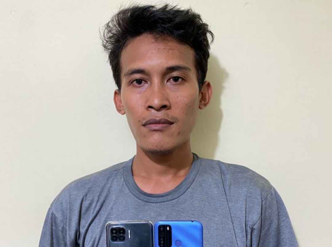Afrizi Baighuni Arifin saat diamankan Polsek Buduran, Sidoarjo. (Istimewa) 