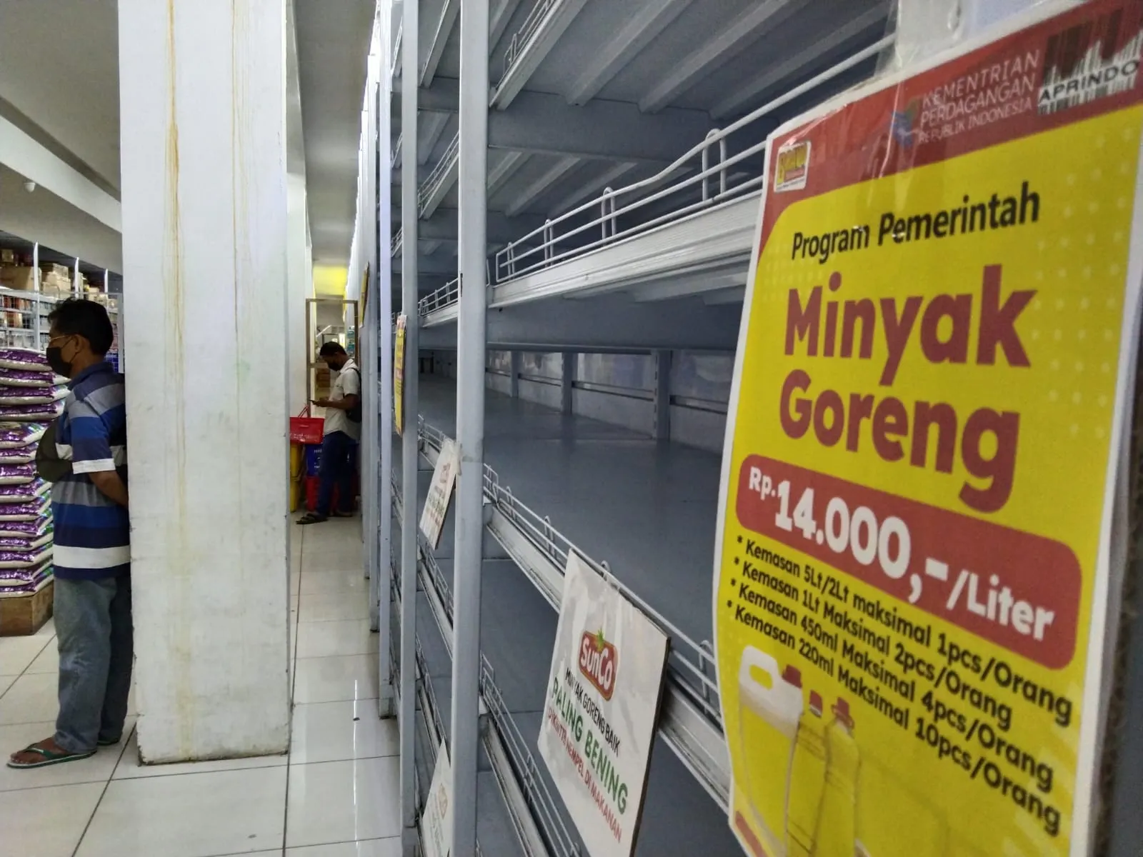 Minyak Goreng Langka Di Tulungagung, Warga Curiga Ada Penimbunan