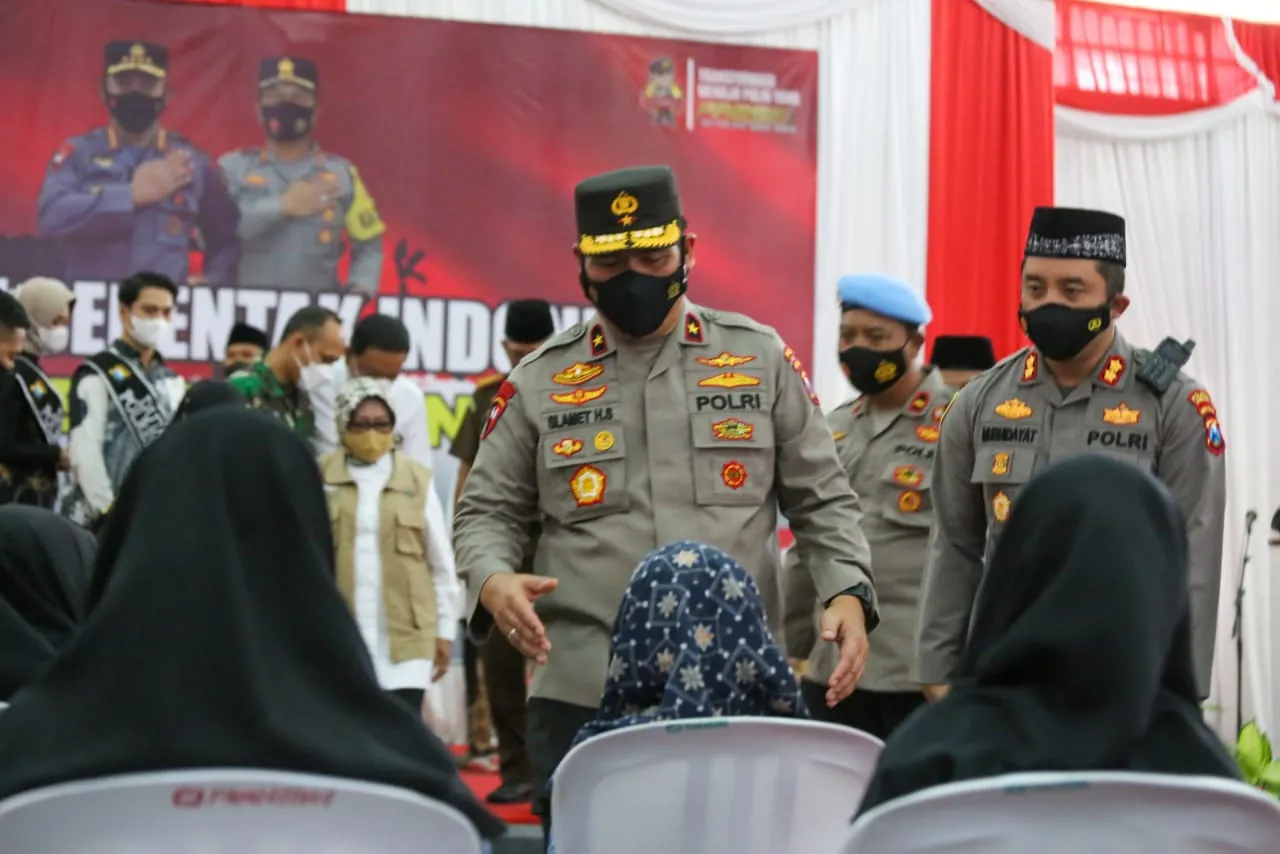 Baca juga : Wakapolda Jatim Pantau Pelaksanaan Vaksinasi Serentak di Jombang
