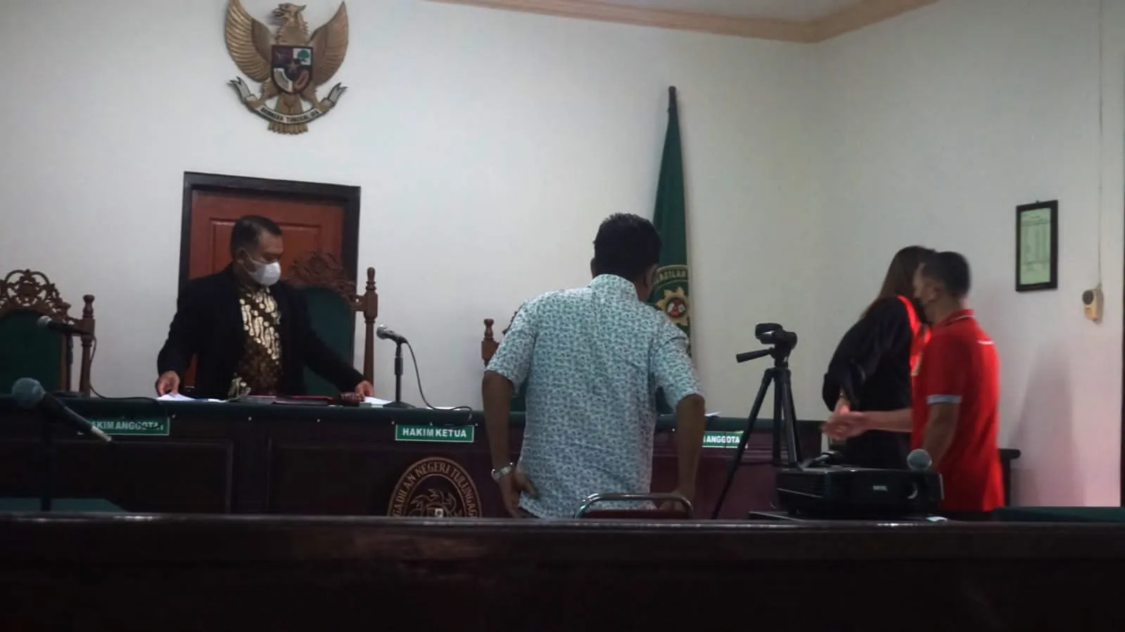 Baca juga : Gelar Wayangan Saat PPKM, Anggota DPRD Tulungagung, Diganjar Denda Rp 12,5 Juta