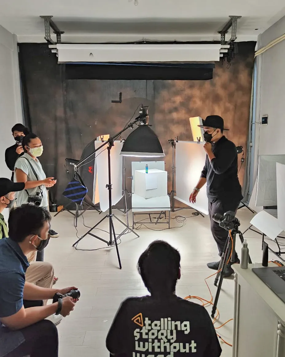 Victory Photo Surabaya Buka Kelas Fotografi Gratis untuk e-Commerce