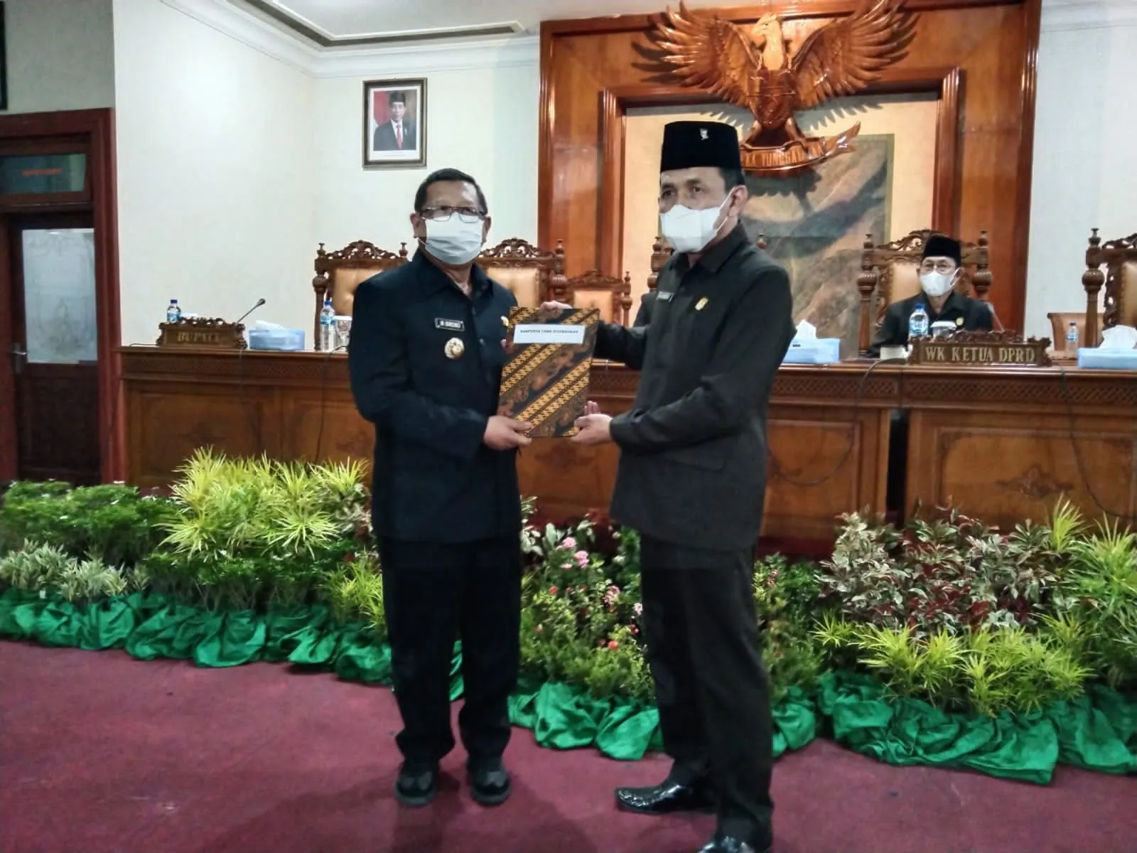 Rapat Paripurna Penyampaian LKPJ Bupati Tulungagung Tahun 2021