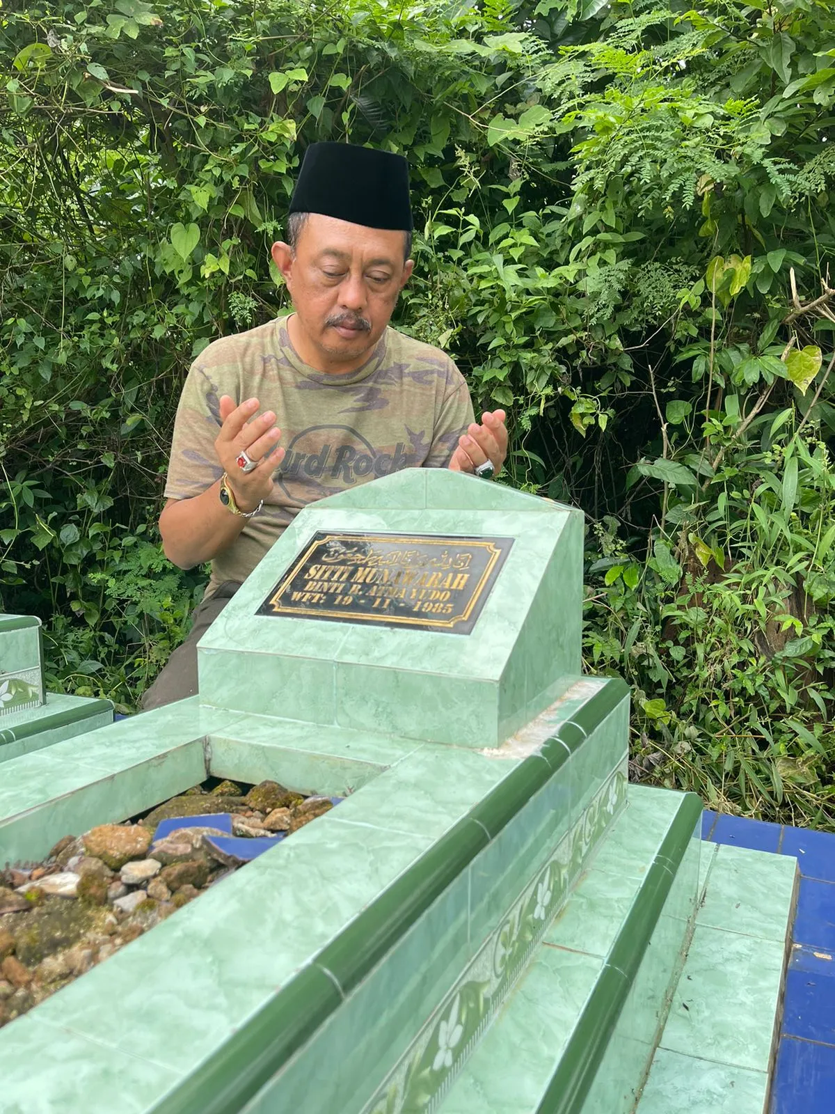 Sambut Ramadan, Cak Ji Ungkap Keluarganya Jalani Tradisi Nyekar dan Megengan