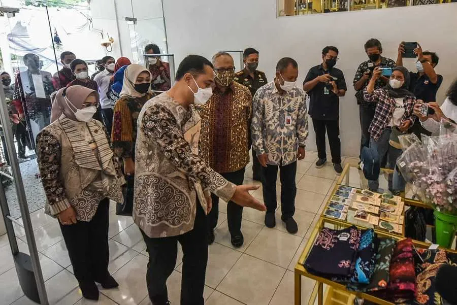 Pertumbuhan Ekonomi Surabaya Lampaui Nasional, Tahun 2022 Wali Kota Eri Cahyadi Targetkan Meningkat