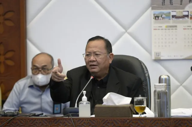 Komisi IV DPR Desak KLHK Tindak Tegas Aktivitas Ilegal Hutan Indonesia
